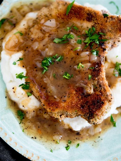 Crispy Fried Pork Chops and Gravy Recipe - Sweetly Splendid