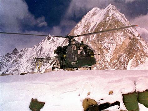 Avalanche Buries Over 100 Pakistan Soldiers in Siachen Glacier