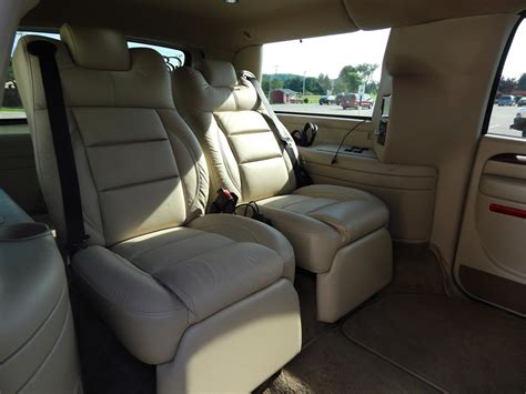 Executive Cadillac Escalade Limo - Entourage Limousine