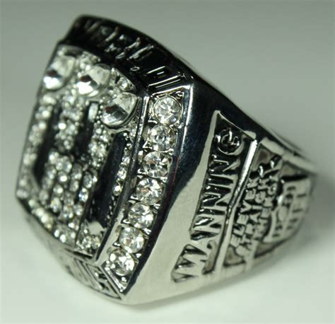 Eli Manning Giants High Quality Replica 2007 Super Bowl XLII Ring ...