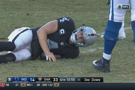 Derek Carr suffers broken fibula against the Colts - SBNation.com