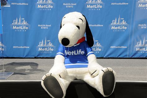 Snoopy Fired by MetLife after 31 Years of Service | Money