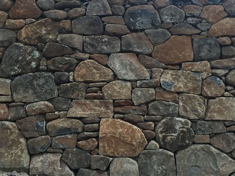 Basalt Fieldstone retaining wall. Byron Bay NSW Australia. | Stone cladding, Stone facade ...