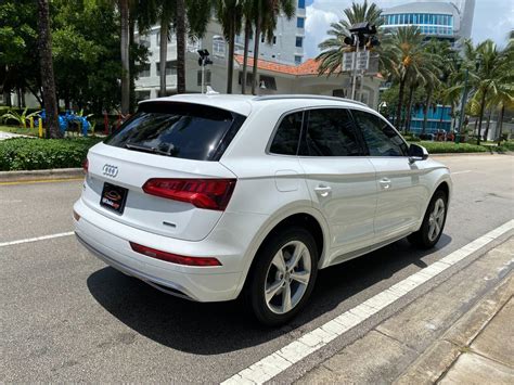 2020 Audi Q5 Premium Plus // Buy Cars on GBChoice