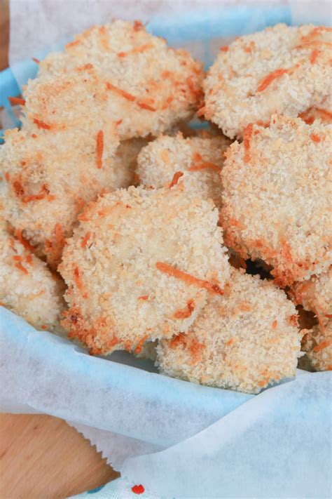 Homemade Chicken Nuggets | Simply Being Mommy