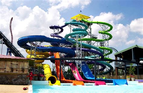 Noahs Ark Waterpark | Series 'The greatest and fanciest water parks' | OrangeSmile.com