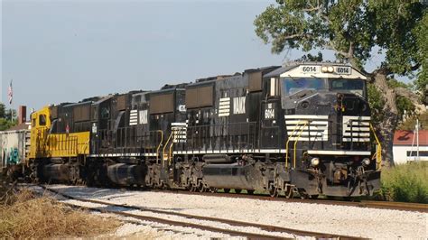 ( CONRAIL RS3L HORN ) SD60M trio leads train 112 passed the Elgin depot on the AWRR’s East Sub ...