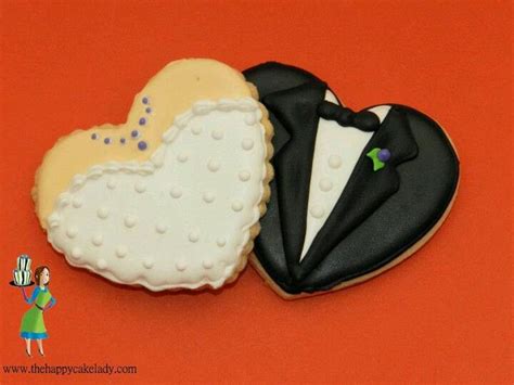 Bride and groom cookies. | Wedding cookies, Bridal shower cookies ...