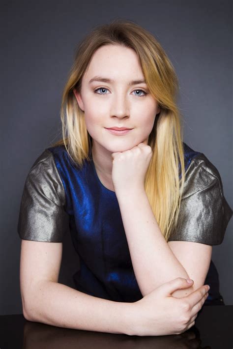 HOLLYWOOD ACTRESS: Saoirse Ronan Beautiful Irish Actress