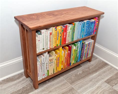 Small Bookshelf – GTMWoodworking