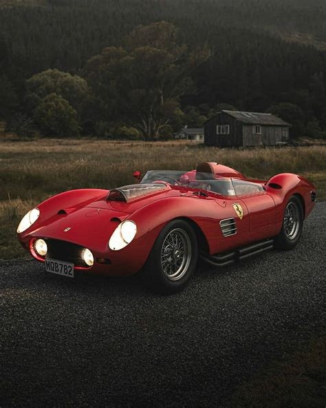 Ferrari 250 Testa Rossa. - LivStyler.com