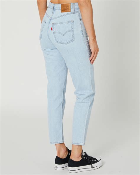 Levi's 80S Mom Jean - Light Indigo | SurfStitch