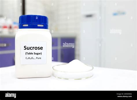 Sucrose crystals hi-res stock photography and images - Alamy