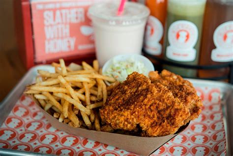 Blue Ribbon Fried Chicken - Restaurant in New York, NY