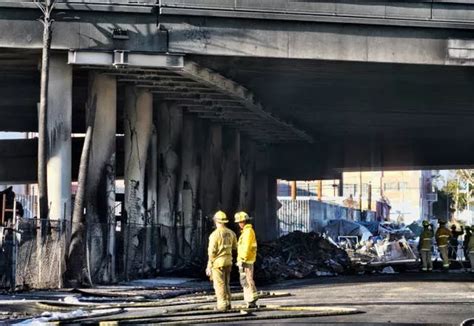 Massive fire closes major Los Angeles road