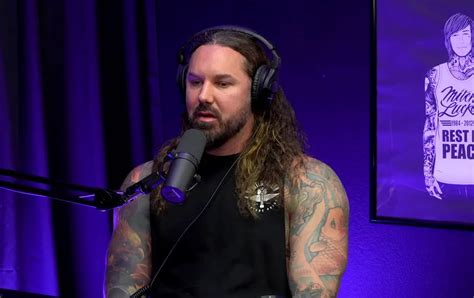 AS I LAY DYING's TIM LAMBESIS Reflects On Decision To Hire Hitman To Kill His Ex-Wife