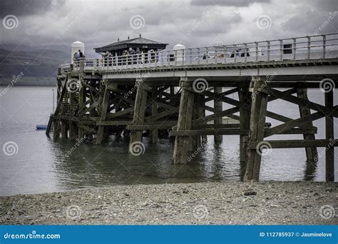 People on Beaumaris Pier, North Wales,Uk. Editorial Photography - Image of natural, north: 112785937