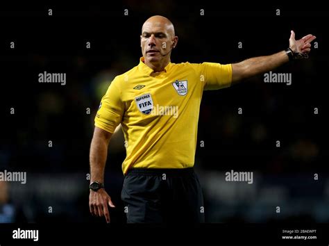 Howard Webb, referee Stock Photo - Alamy