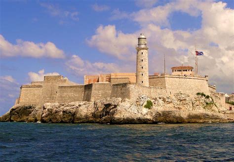 El Morro - Castillo De Los Tres Reyes | Havana cuba, Cuba, Havana