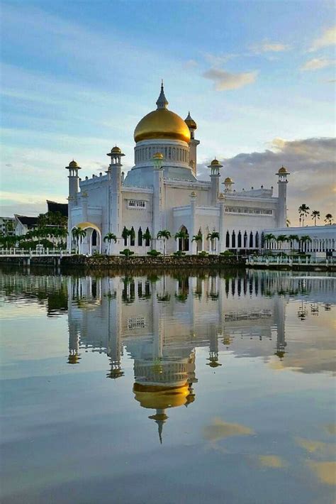 Things To Do In Bandar Seri Begawan, Brunei | Brunei travel, Bandar seri begawan, Travel ...