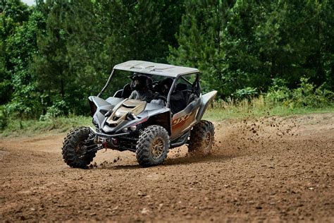 Yamaha Unleashes the 2024 YXZ1000R SS, Redefining Pure