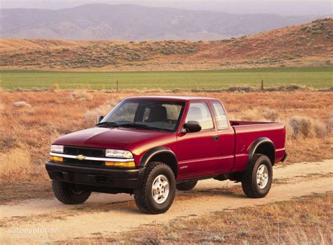 CHEVROLET S-10 Extended Cab specs & photos - 1997, 1998, 1999, 2000, 2001, 2002, 2003 ...