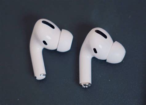 Fake $95 AirPods Pro vs. Real AirPods Pro - MacRumors