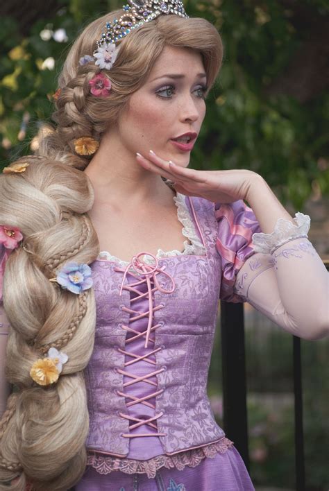 Pin by Shealyn Dastrup on My dream of being a Disney face character | Rapunzel cosplay, Disney ...