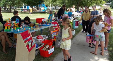 kids garage sale - Oswegoland Park District