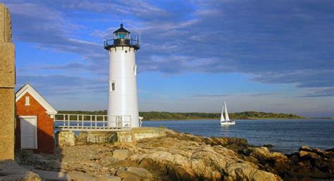 Portsmouth Harbor Lighthouse, New Castle, NH - Things To Do - PortsmouthNH.com