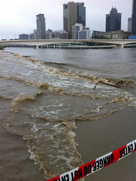 Wivenhoe Dam $900 million safety revamp considered to prevent Brisbane ...