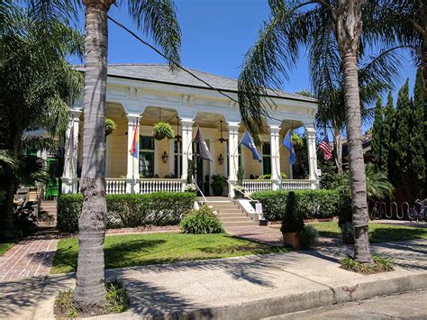 Bywater - New Orleans Real Estate & Neighorhood Guide