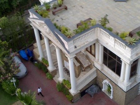 Top view of Shahrukh Khan’s home, Mannat. | Wonderful Mumbai