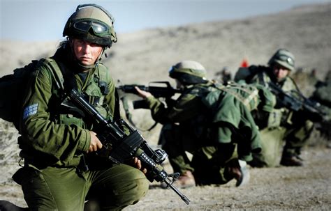 IDF soldiers of the Caracal Battalion during winter training, 2007 ...