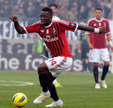 Sulley Muntari expects AC Milan to win Serie A next season