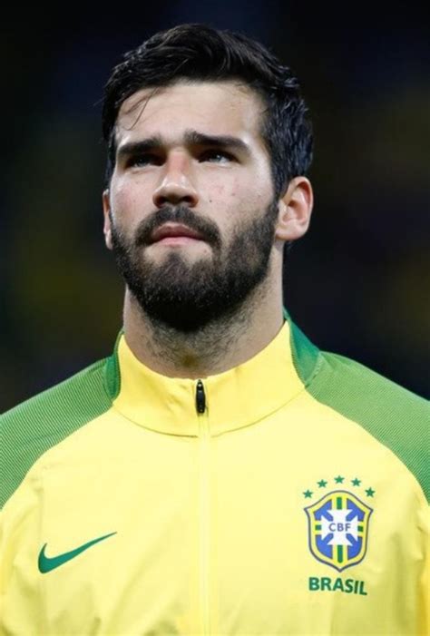 Veja 13 fotos do goleiro Alisson Becker, muso da Seleção Brasileira | Gatos da Copa | Portal do ...