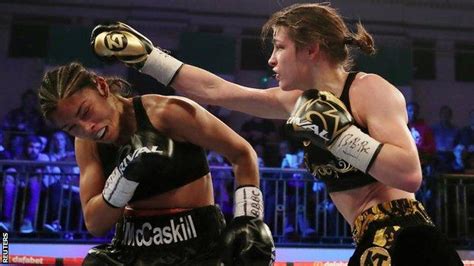 Katie Taylor beats Jessica McCaskill to defend WBA world lightweight ...