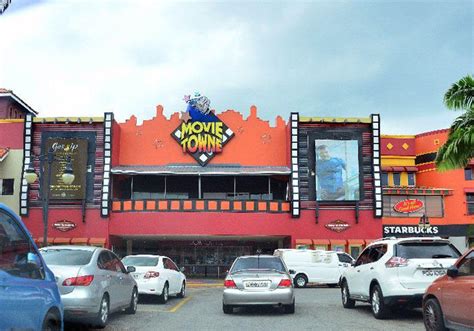 MovieTowne in Trinidad reopens - Stabroek News