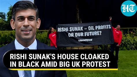 UK: Rishi Sunak's House 'Under Attack'; Protesters Climb Onto Roof ...