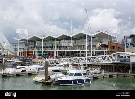 Waterfront restaurants in Gunwharf Portsmouth a very modern shopping and entertainment area ...