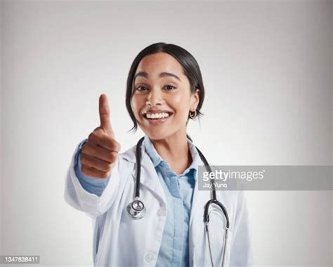Thank You Sign Doctor Photos and Premium High Res Pictures - Getty Images