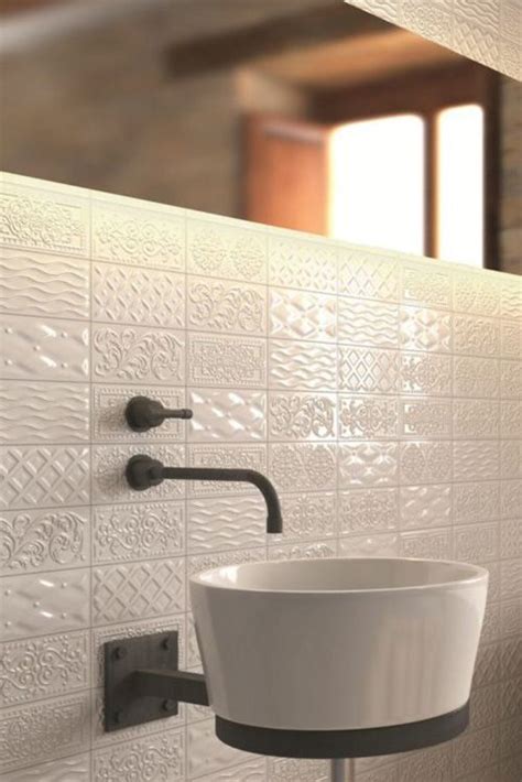 Textured White Backsplash Tile - markanthonystudios.net