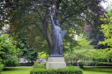 The Statue of Liberty in Paris | World In Paris