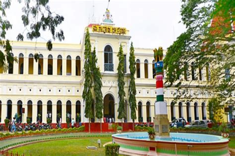 University of Mysore (UOM) Mysore: Admission, Fees, Courses, Placements, Cutoff, Ranking