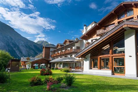 Montana Lodge & Spa: The Best of Italy's High Country