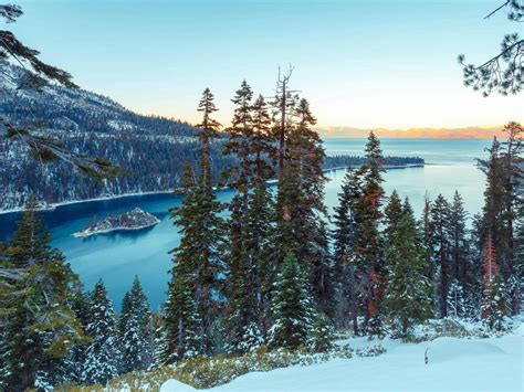 Find Alpine Bliss in a Lake Tahoe Winter Cabin | Vacasa