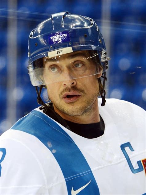 Teemu Selanne, Finland rout Norway