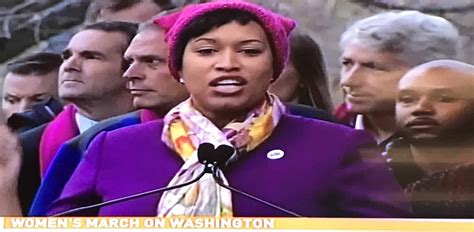 DC Mayor organizes the mob as she kicks out the guard