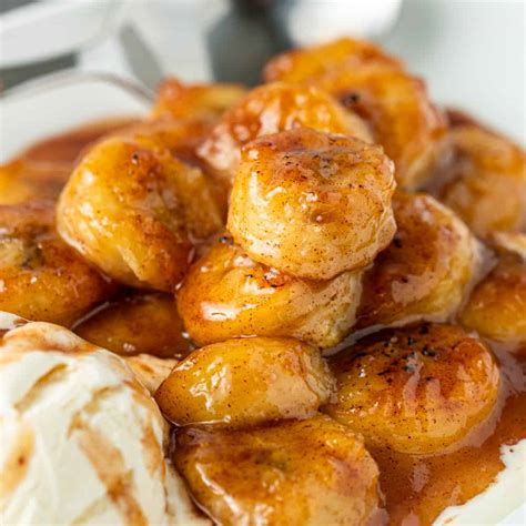 Fried Bananas with Cinnamon Honey Sauce - Relish