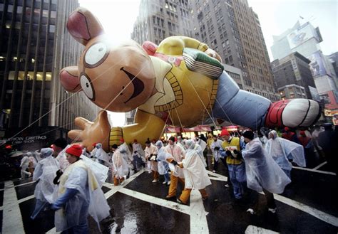 Macy's Thanksgiving Day Parade: Through the Years Photos - ABC News